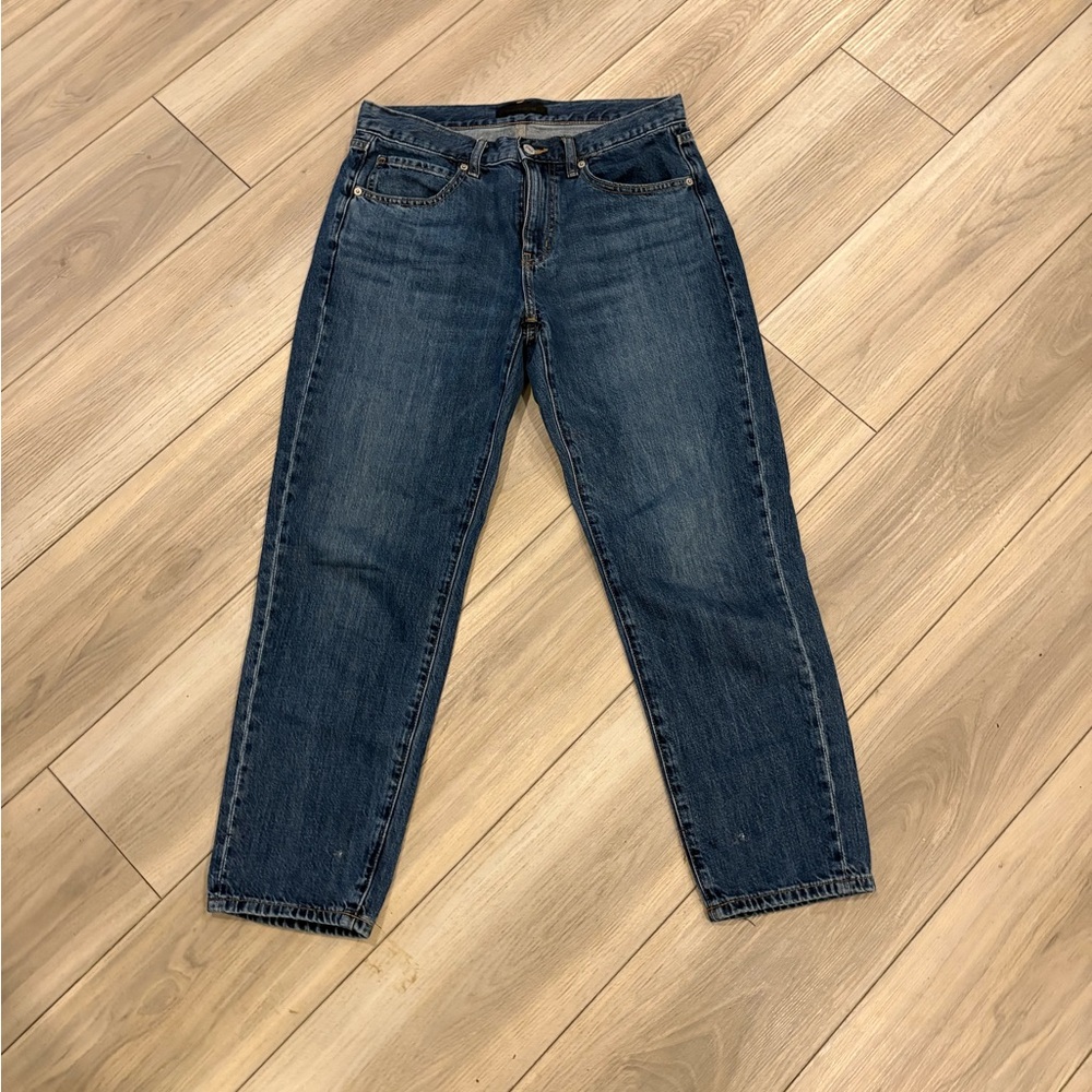 Uniqlo Mid Rise Straight Leg Jeans Dark Wash Size 26